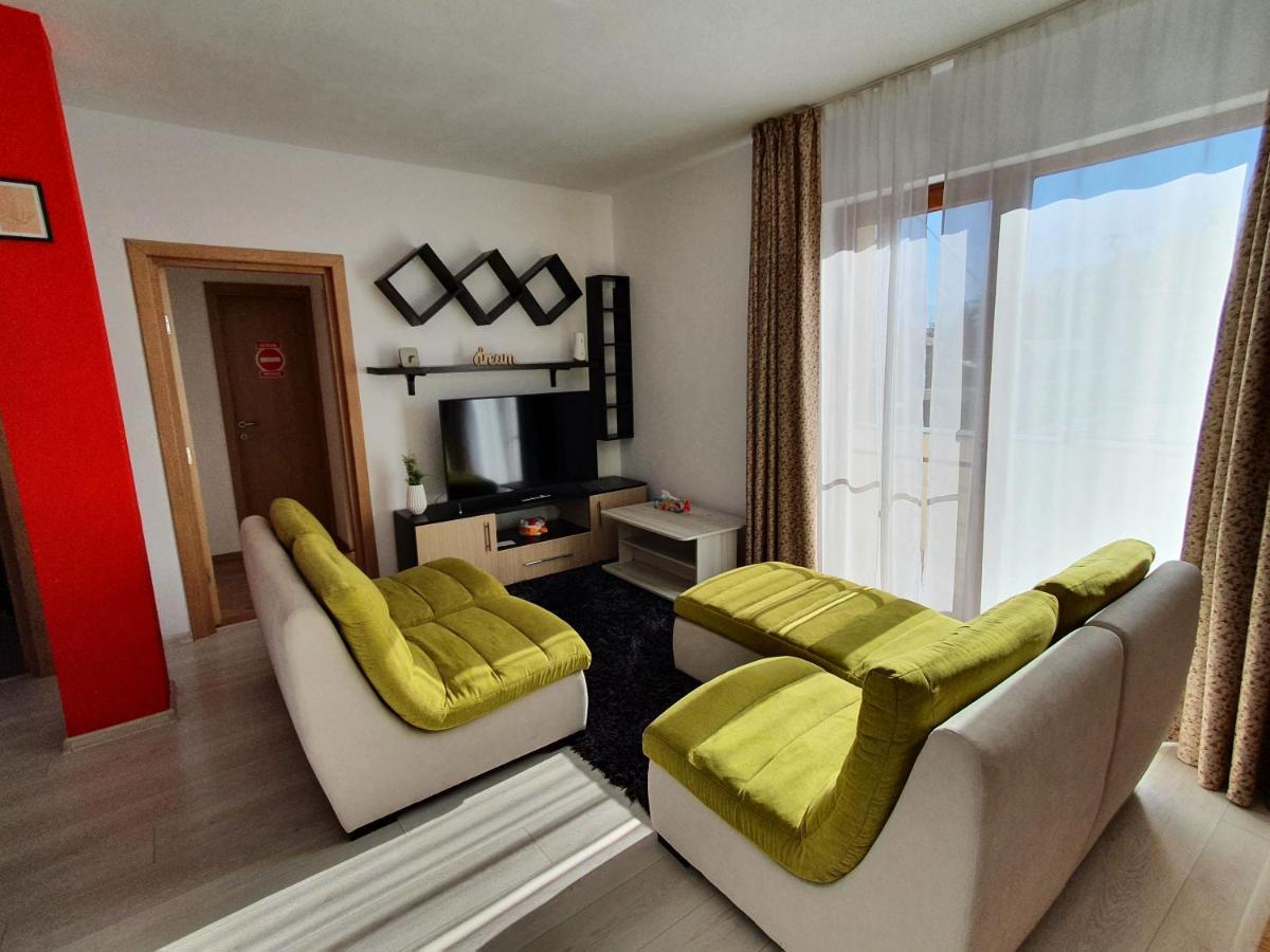 Apartament La Casa In Curte Comuna Apartment Codlea Luaran gambar